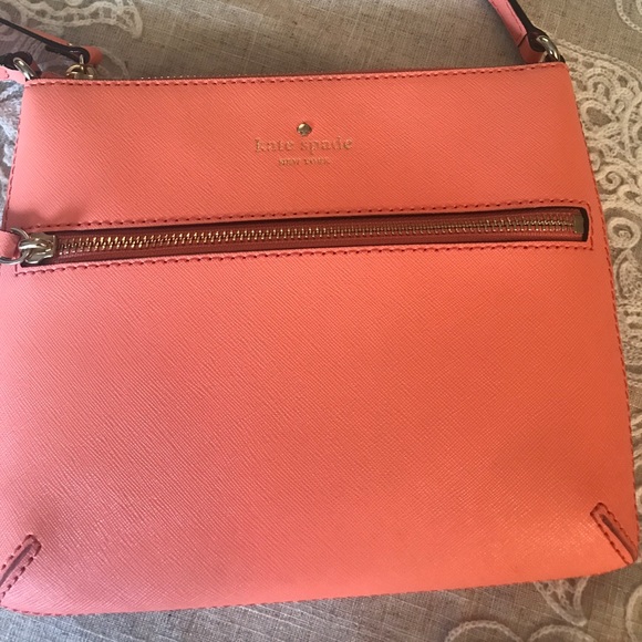 Kate Spade crossbody - Picture 2 of 6