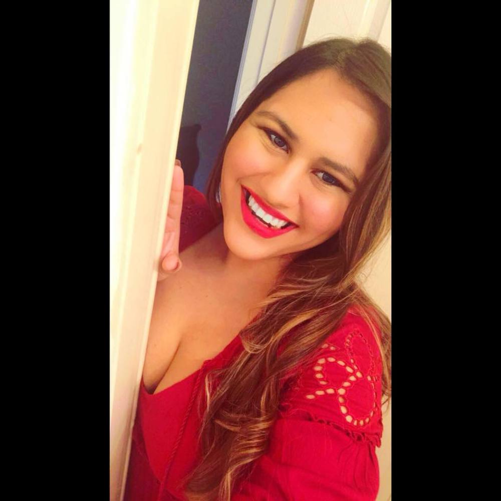 Meet your Posher, Alexis