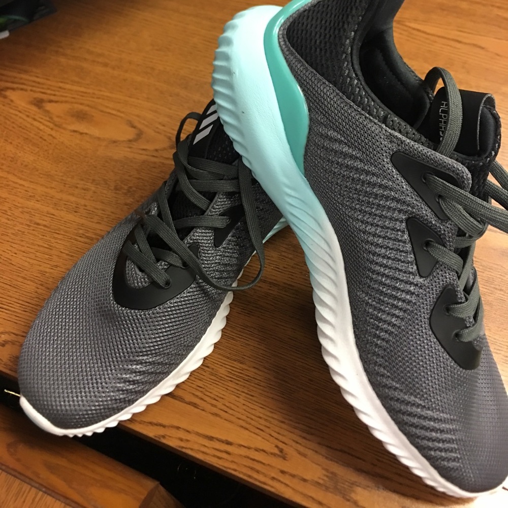 Size 10 grey women’s Adidas Alpha Bounce sneakers.