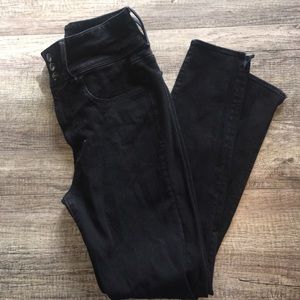 • AE Black Jegging •