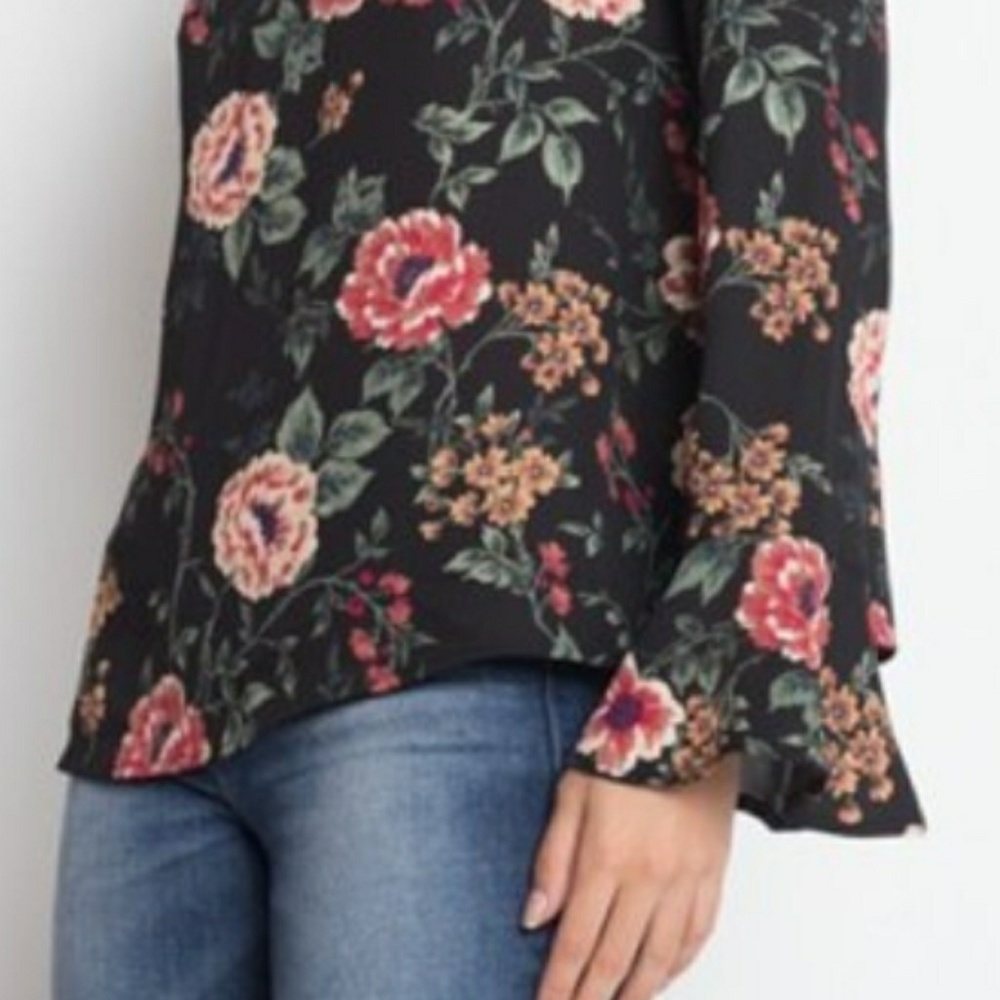 😍FLORAL BELL SLEEVES - Picture 5 of 8