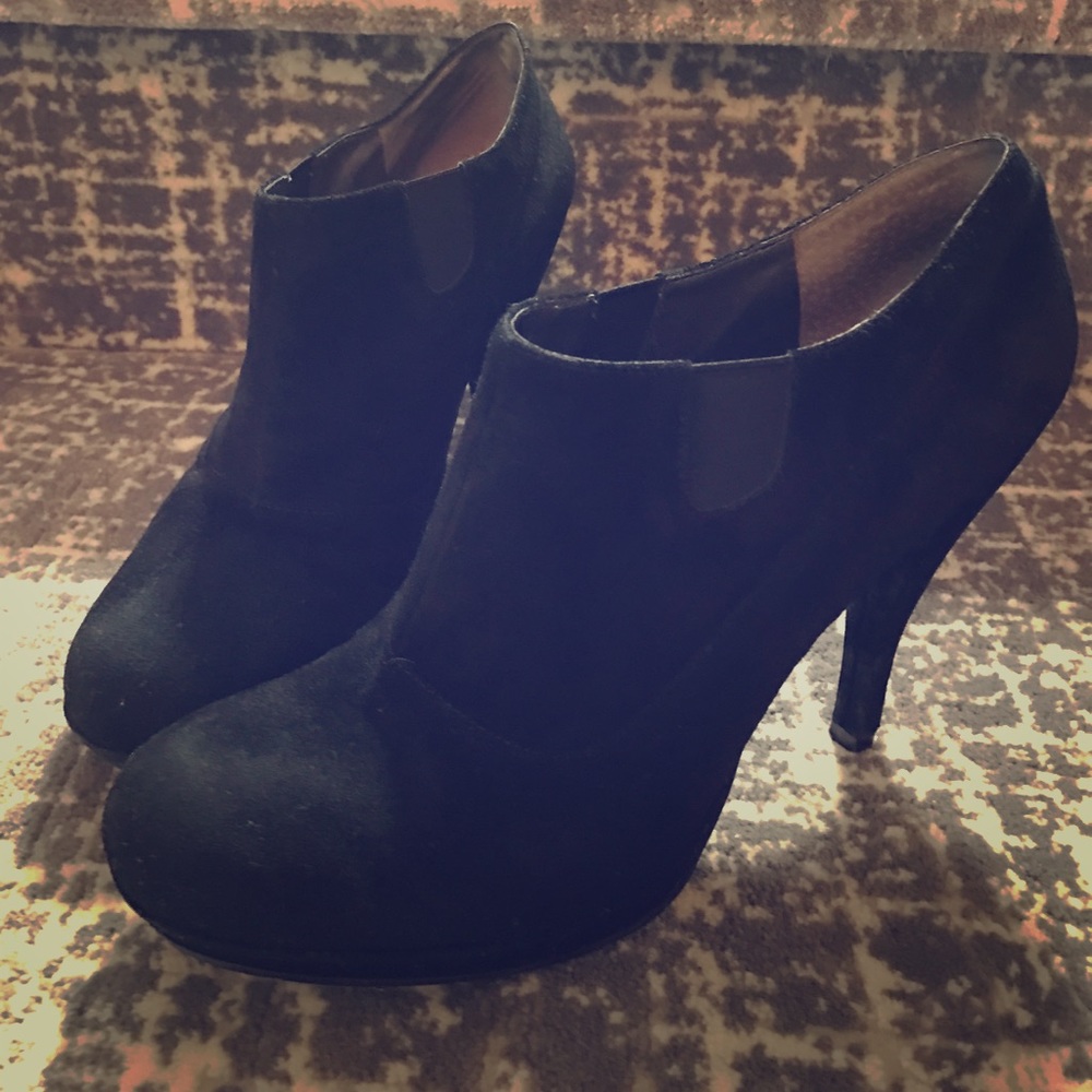 Suede black booties