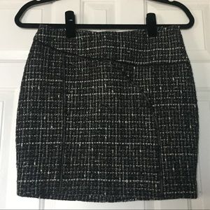 Bebe black and white skirt