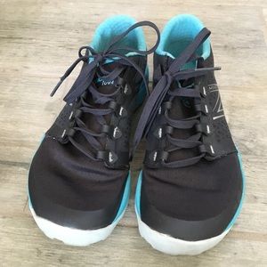 New Balance 10v4 Minimus trail running shoes