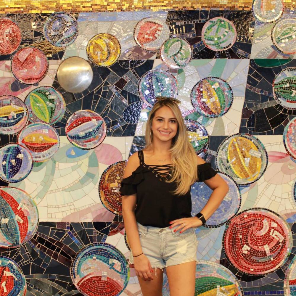 Meet your Posher, Amanda