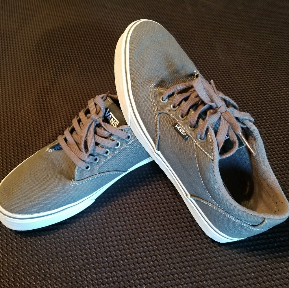 Vans men's Lace up Sneakers