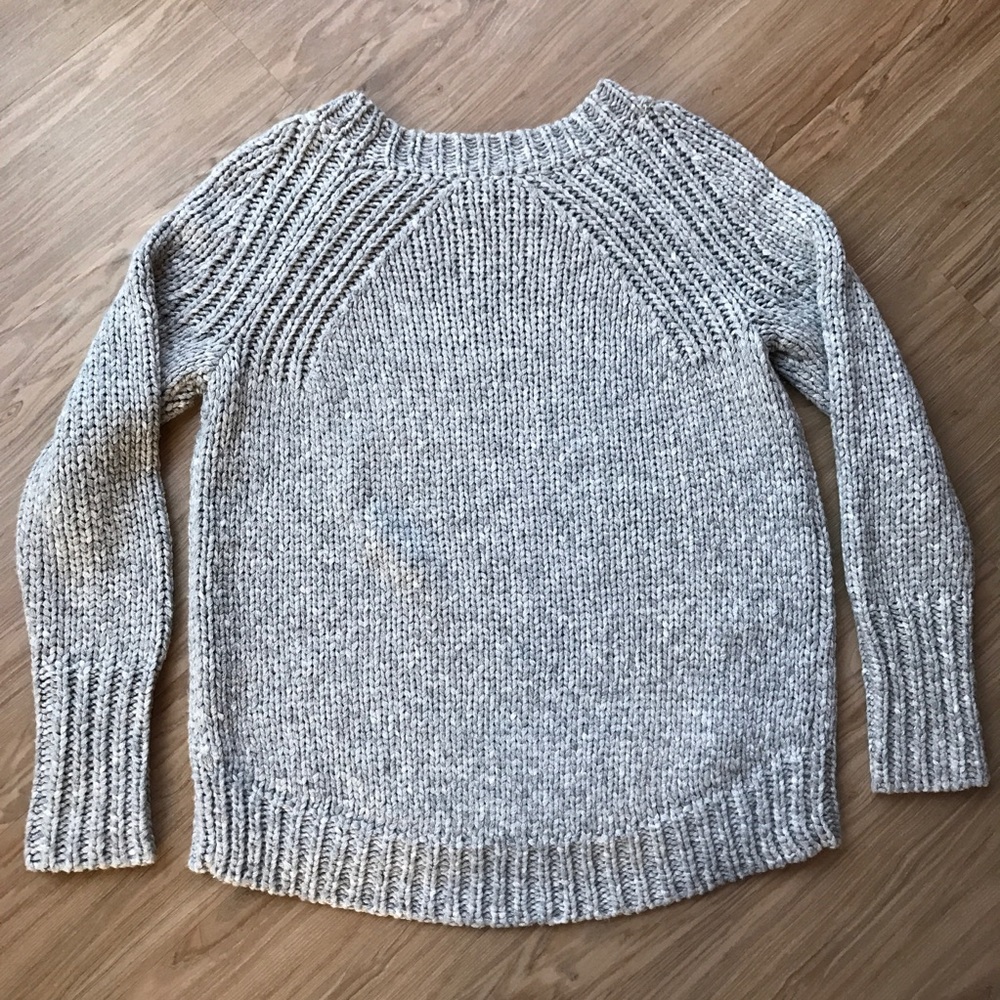 SOLD Ann Taylor Soft Gray Chunky Knit Sweater SZ M - Picture 3 of 8