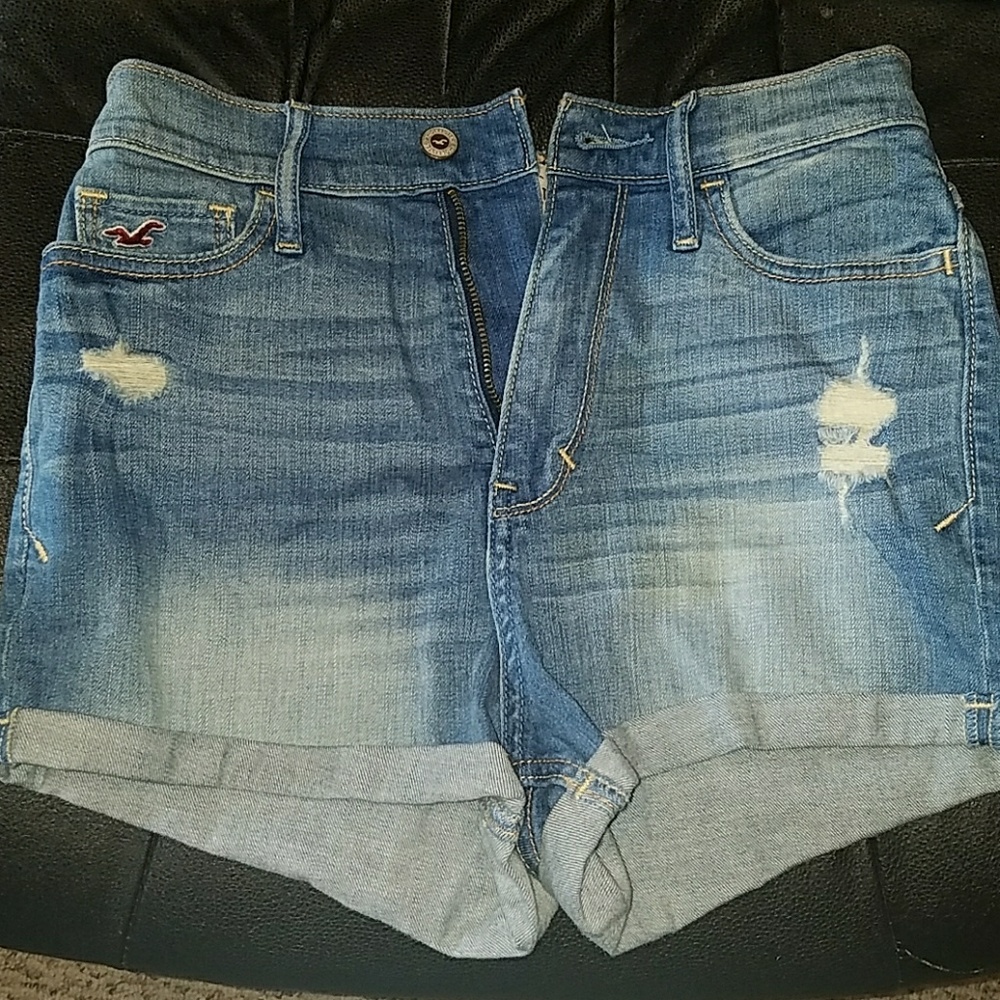 NWT Hollister High Waist Jean Shorts Size 1