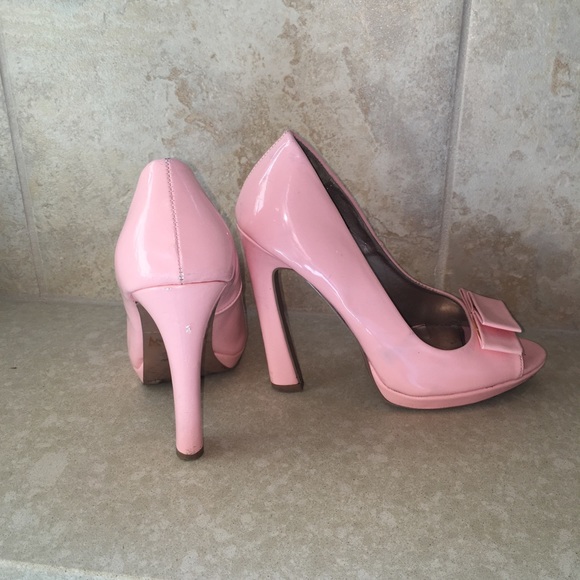 Worn Pale pink high heels size 7 - Picture 4 of 5