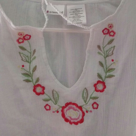 Top - Picture 3 of 4