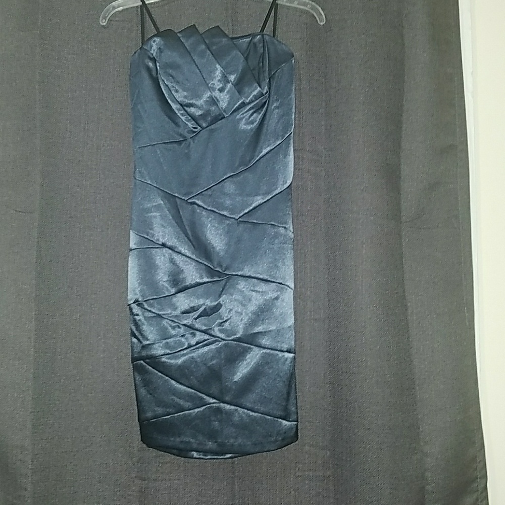 B•Too size 9 strapless dress