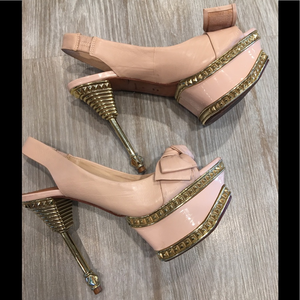 Bebe blush pink Barbie heel