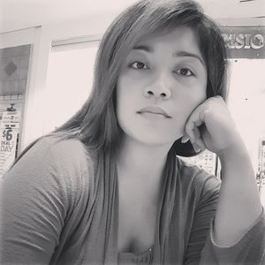 Meet your Posher, Desiree