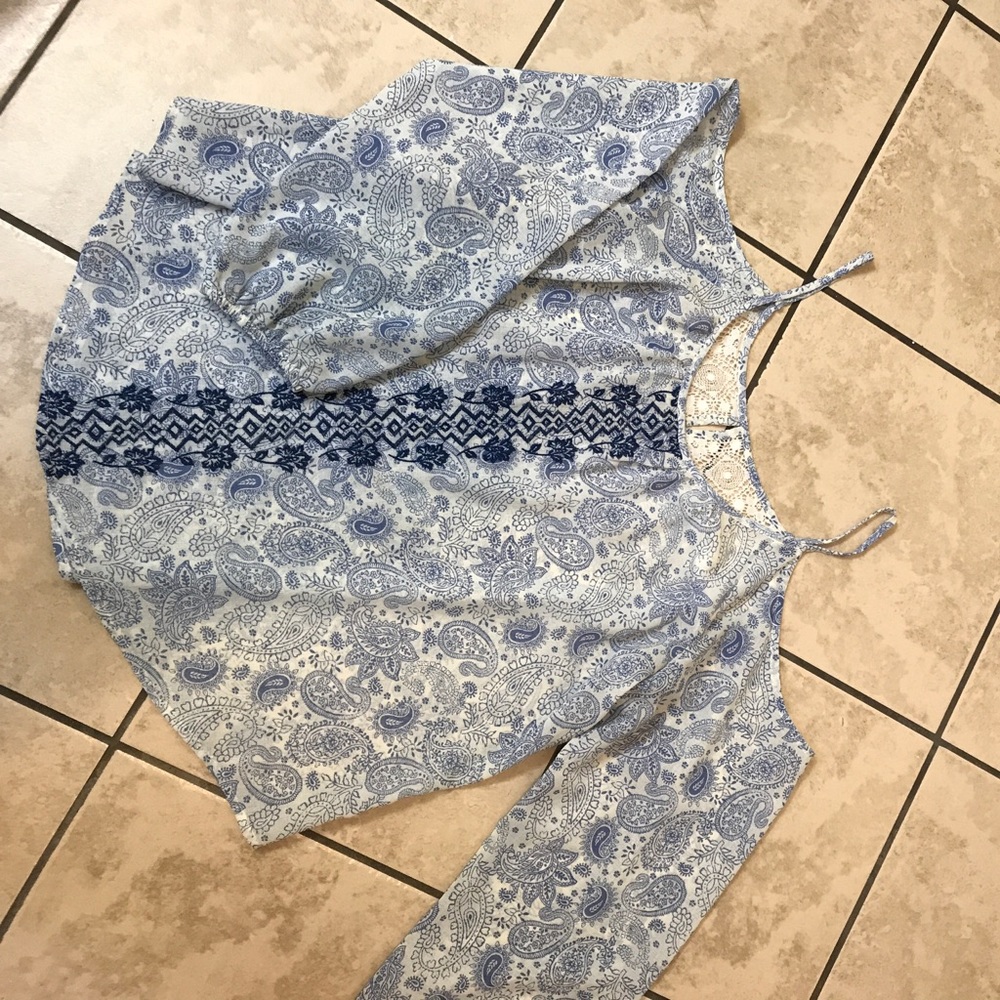 Cold shoulder sheer shirt