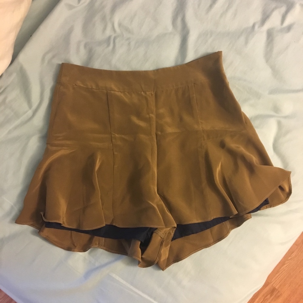 NWT Stone Cold Fox Haight flutter silk shorts 2/S