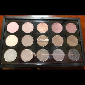 Price Drop (Price Firm)! MAC Cool Neutral Pallet