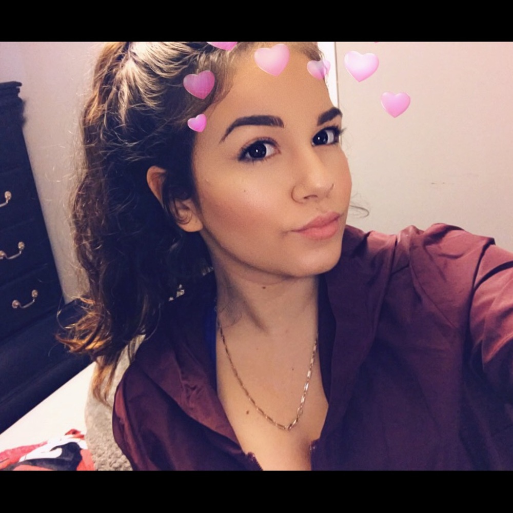 Meet your Posher, Amanda