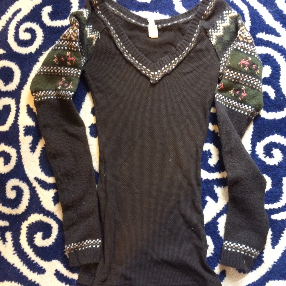 Free People brown embroidered v-neck thermal XS