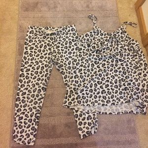Gymboree leopard legging set