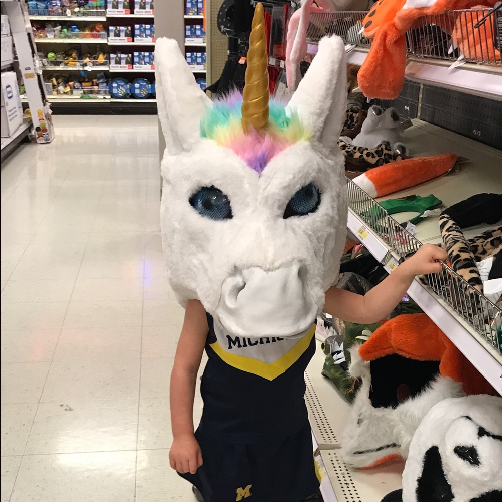 Meet your Posher, Kelly