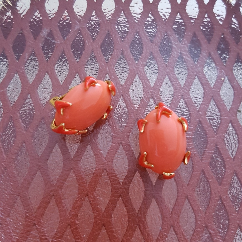 Vintage 90's clip on earrings