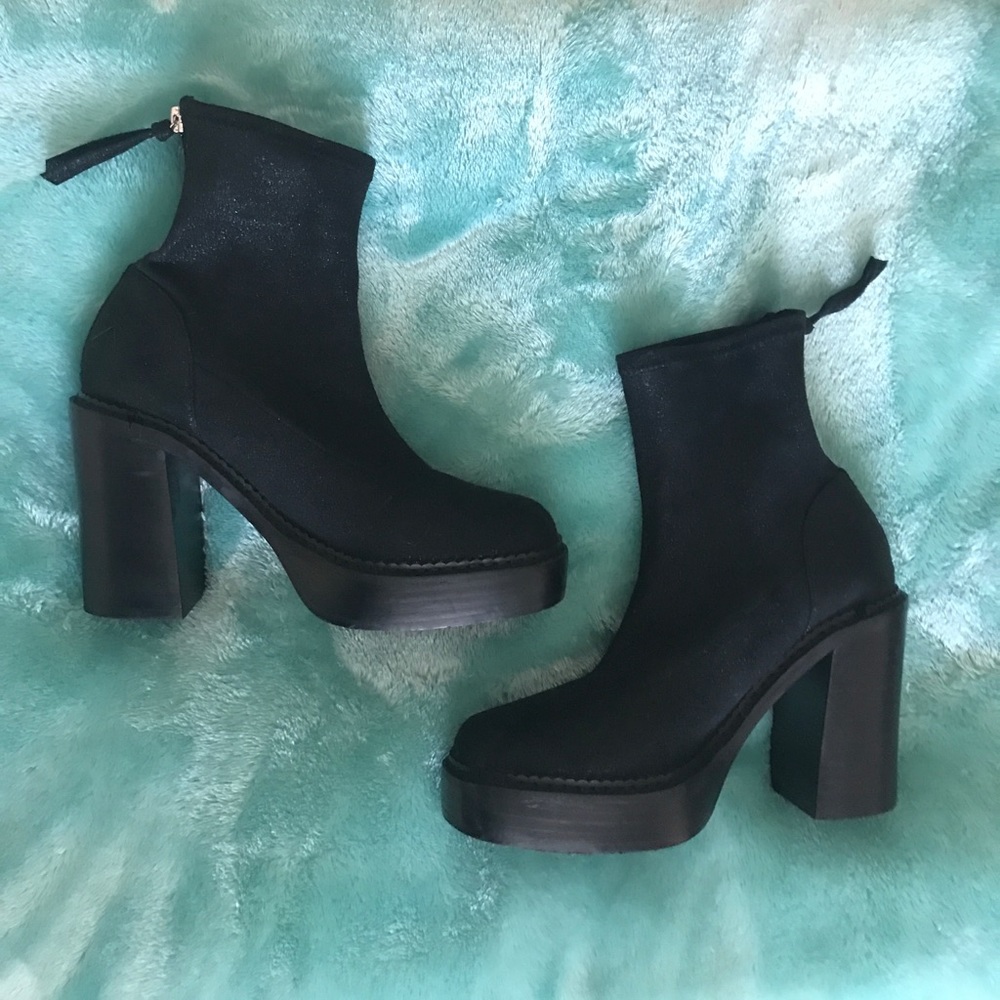 PLATFORM RADIOACTIVE BOOTIES