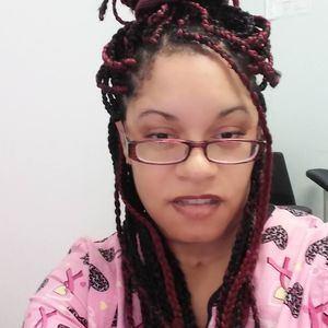 Meet your Posher, Antonia