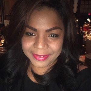 Meet your Posher, Charaine