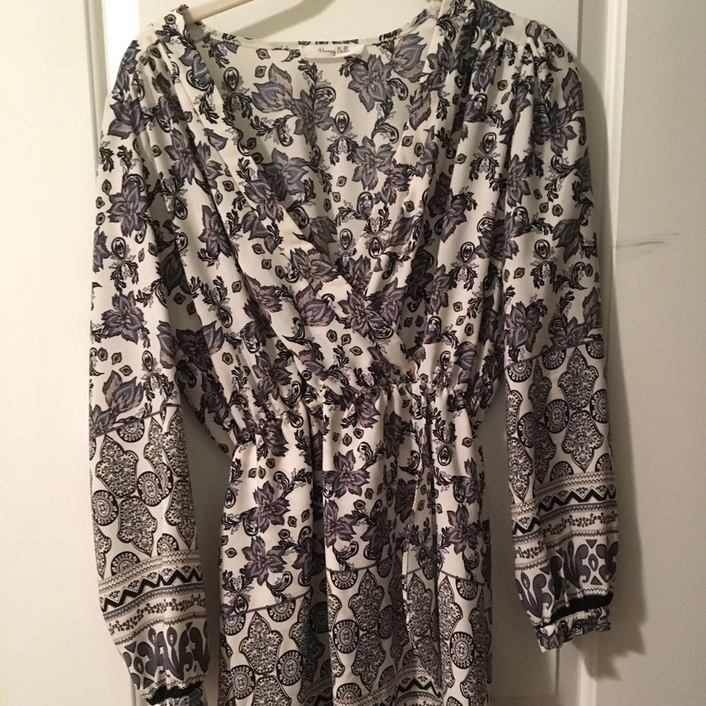 Black and white dress SOLD