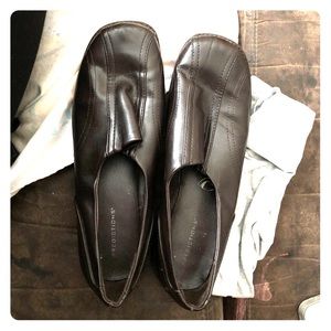 Women’s Slip on Shoe sz 10w