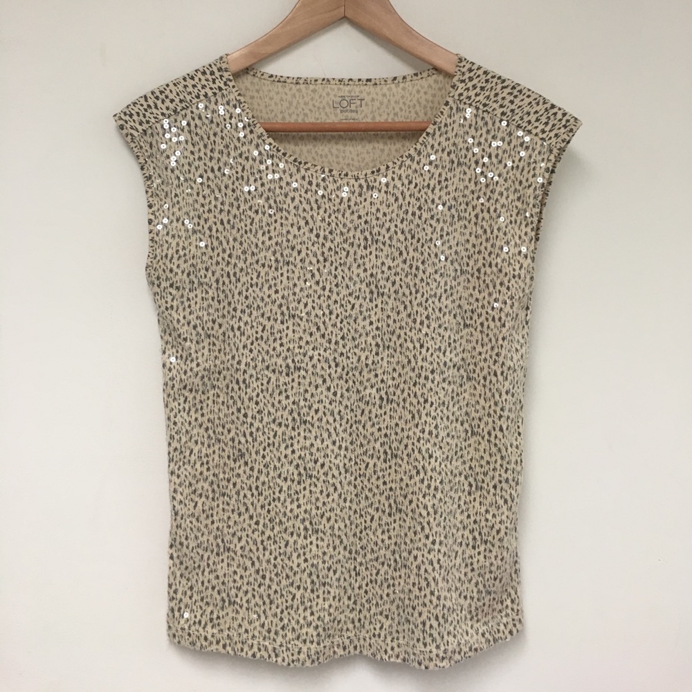 ✨ PRICE DROP ✨ Ann Taylor Loft Sequin Top