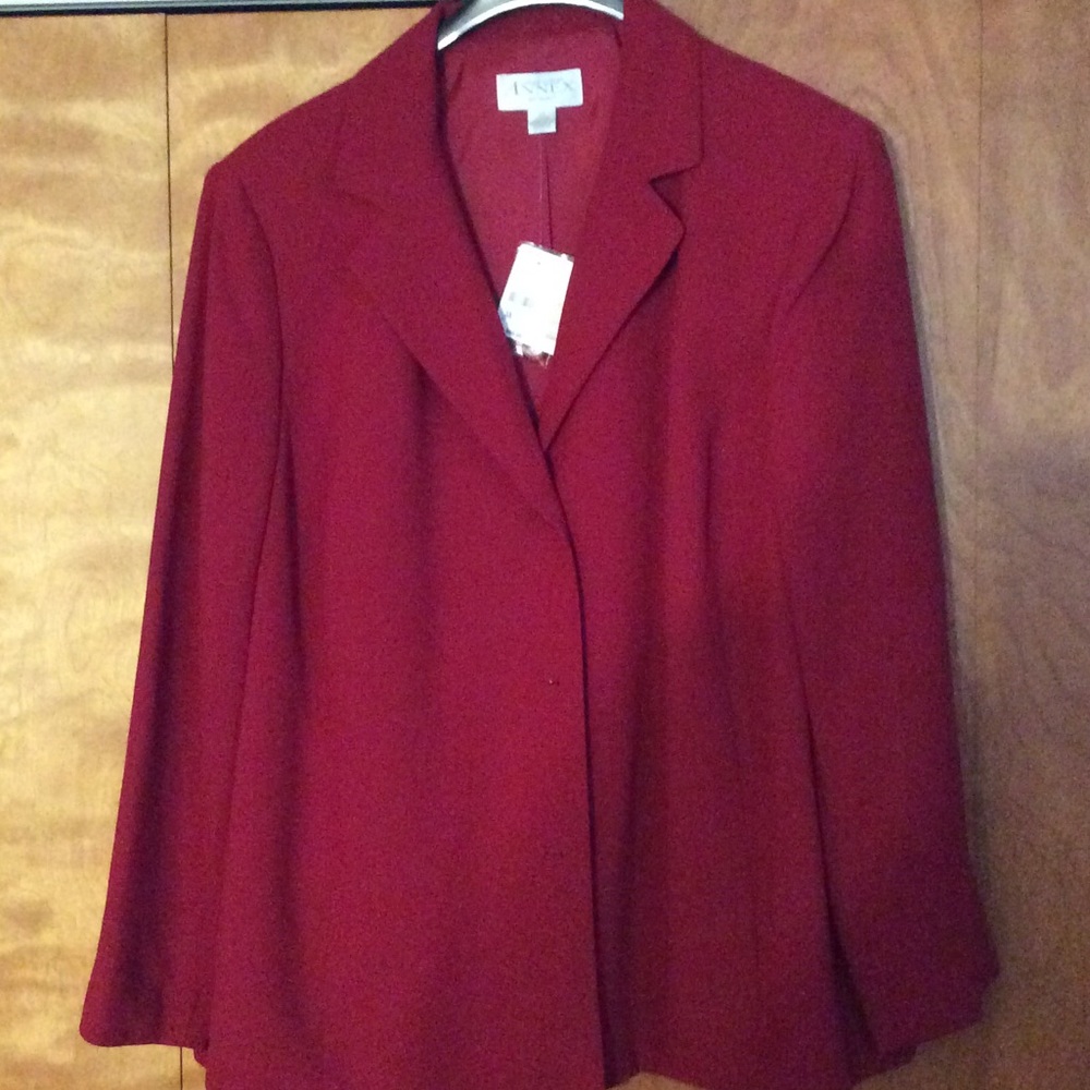 Plus Size Red 2-piece suit