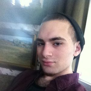 Meet your Posher, Aram