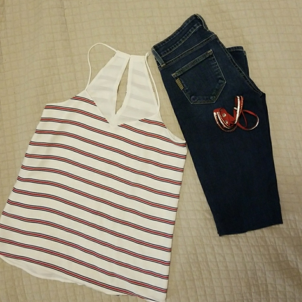 Cute back peephole tank