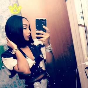 Meet your Posher, Tanya