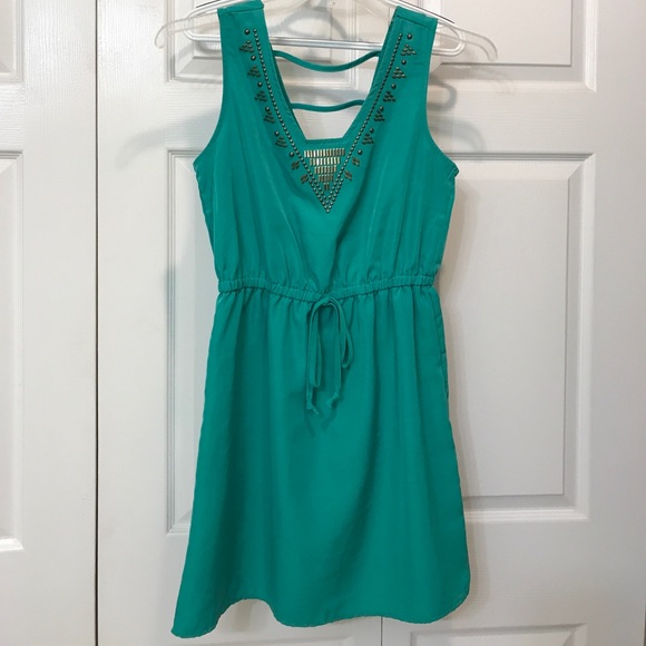 Green dress - Picture 1 of 1
