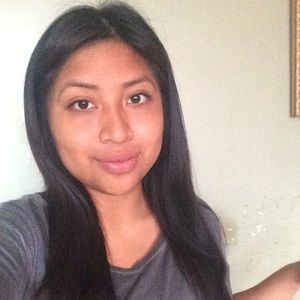 Meet your Posher, Aracely