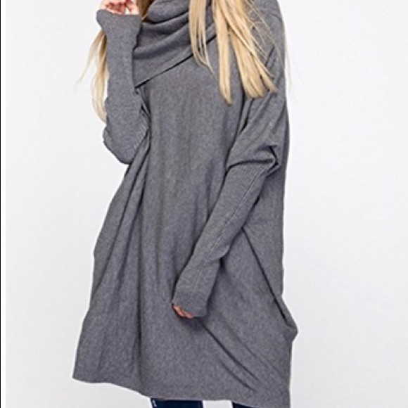 Turtleneck sweater - Picture 2 of 2