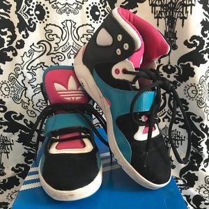 Adidas Roundhouse US 6.5