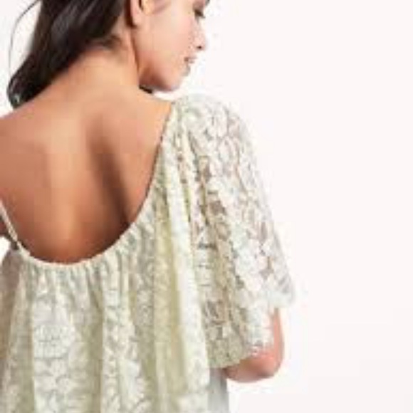 Ella Moss Cream Lace One Shoulder Top - Picture 3 of 5