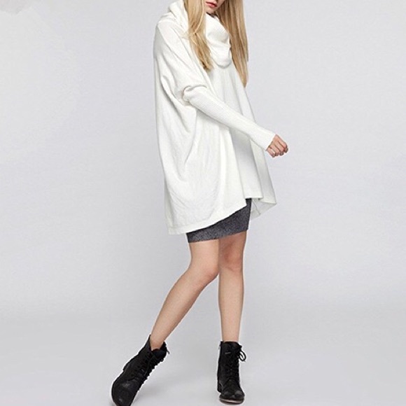 Turtleneck sweater - Picture 2 of 2