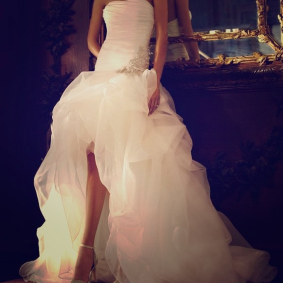Beautiful high low wedding dress size 6