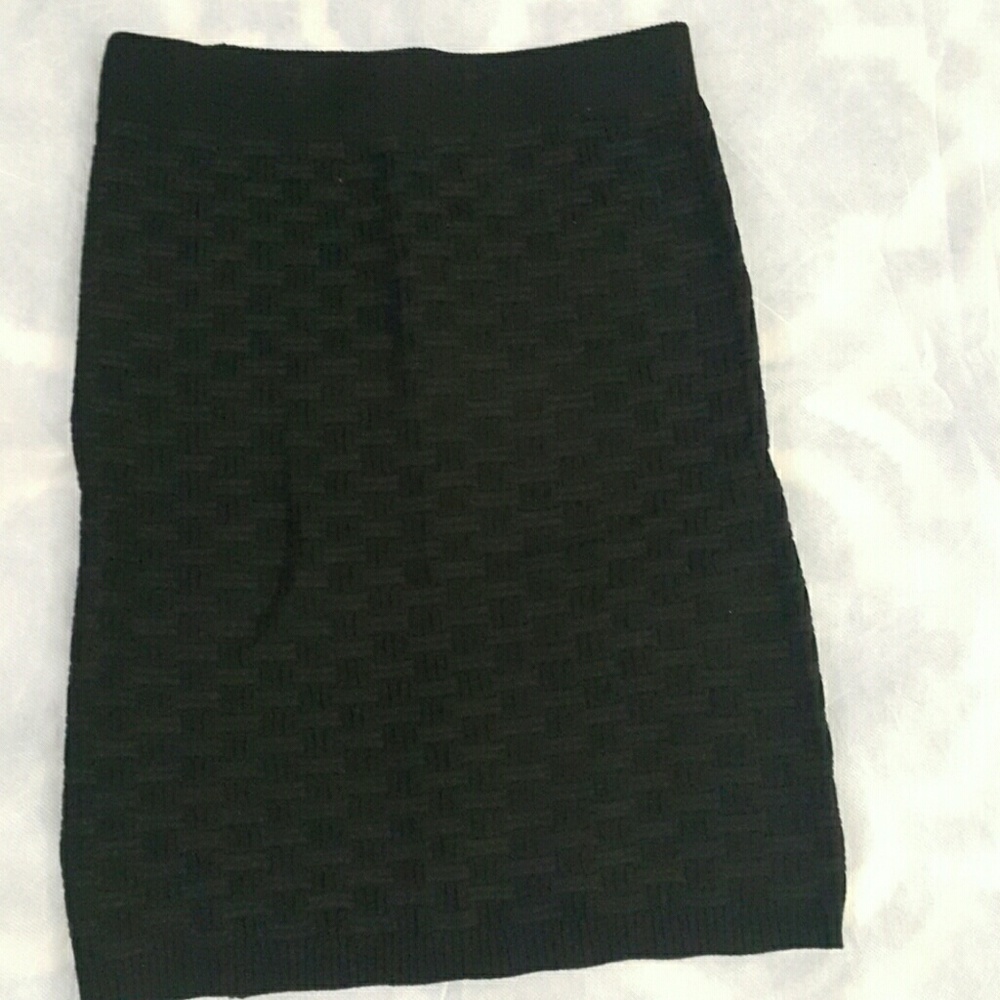 Black skirt