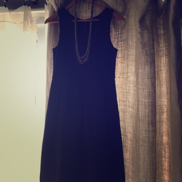 Dresses & Skirts - Gap dress