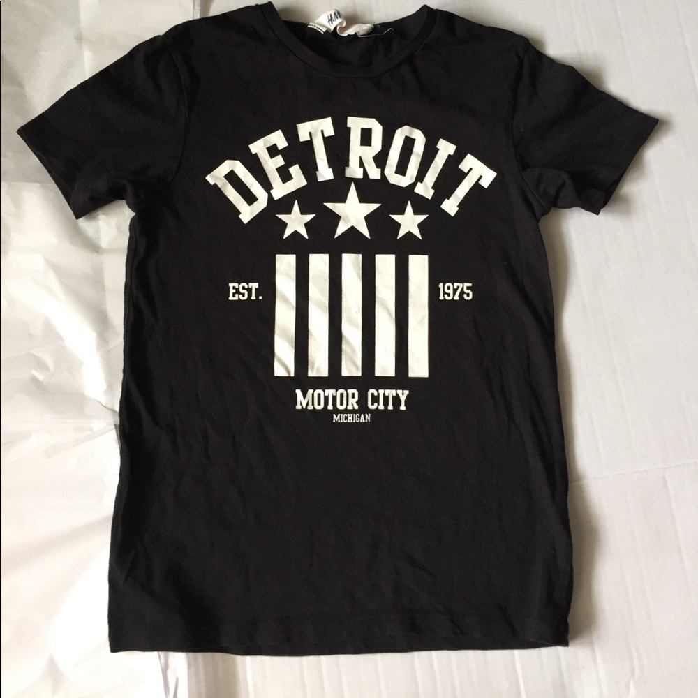 H&M Detroit Motor City T shirt!