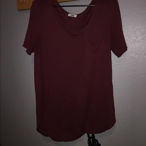 Marroon scoop neck t-shirt