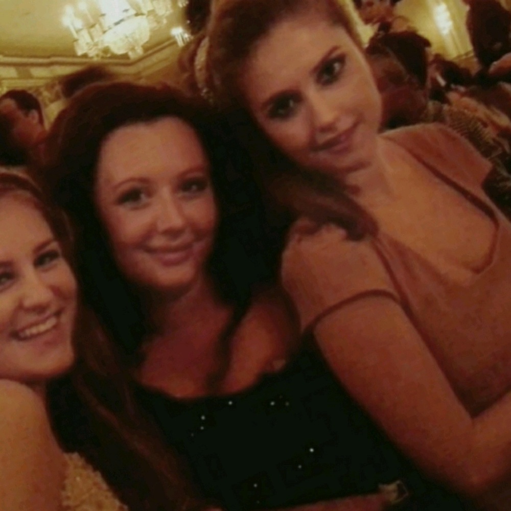 Meet your Posher, Dea