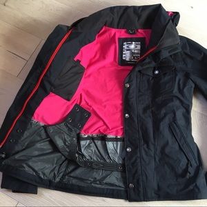 Oakley Jacket • ski / snowboarding