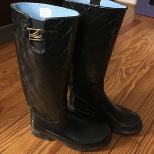 Sperry quilted rain boots