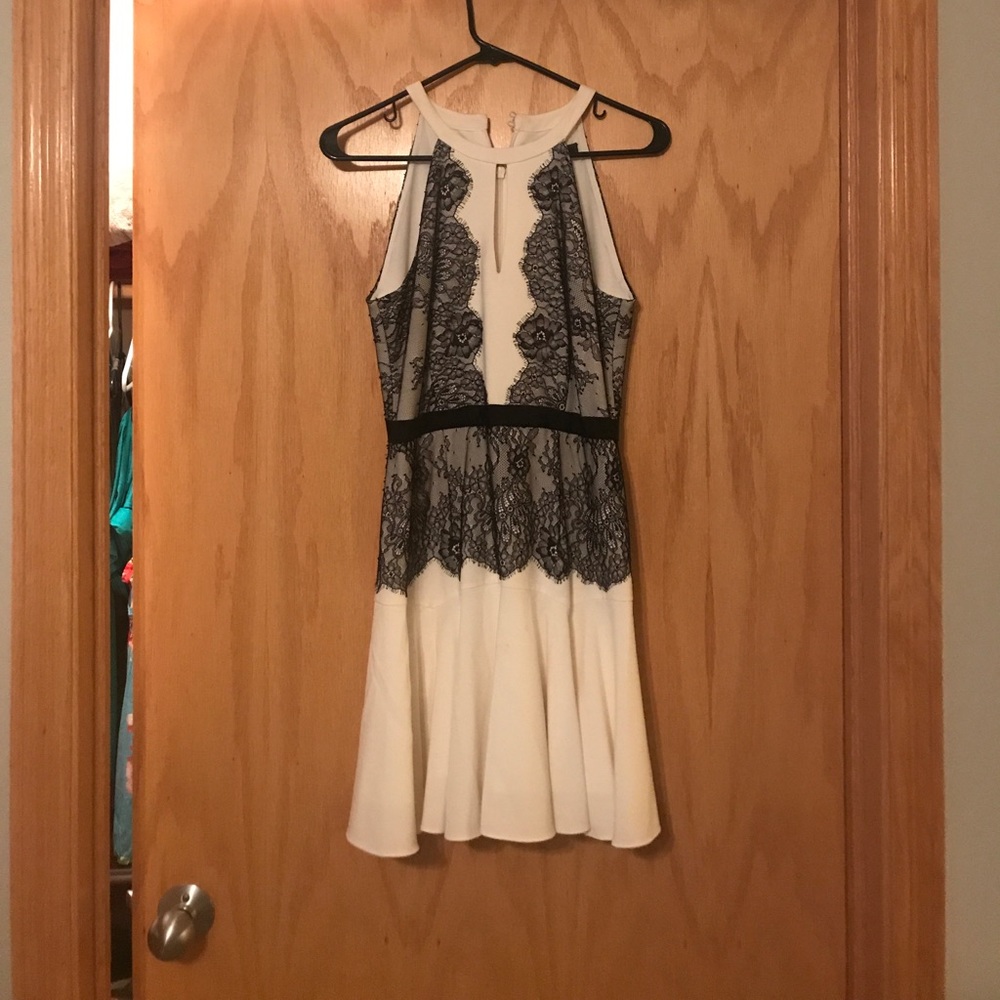 bcbg leyla dress size 4
